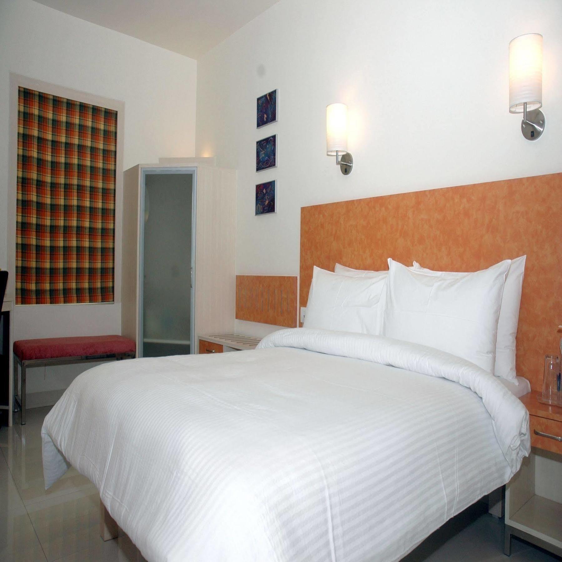 Kalyan Grand - A Business Hotel Vandalur Ngoại thất bức ảnh