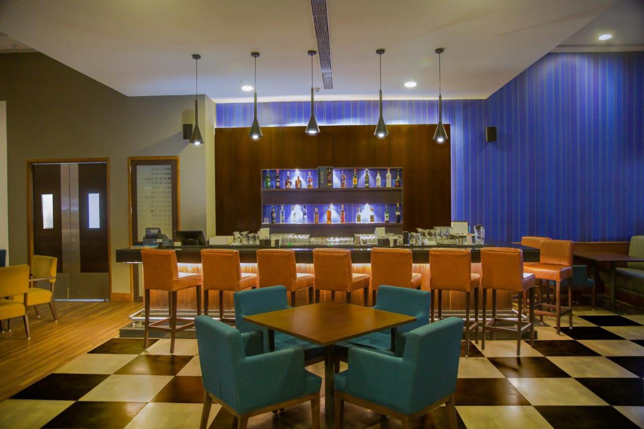 Kalyan Grand - A Business Hotel Vandalur Ngoại thất bức ảnh